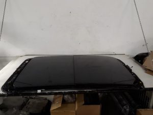 19151286 – 5NA877041HFG2 – Panoramadak