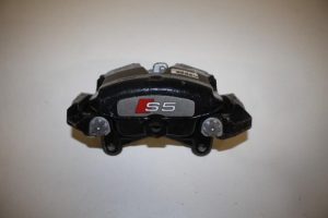 17817920 – 8T0615123C – Bremszange links vorne