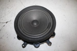 17824278 – 8E0035411 – Luidspreker