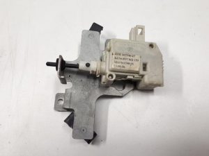 20556111 – 8N7862159 – Tankklep Vergrendelingsmotor