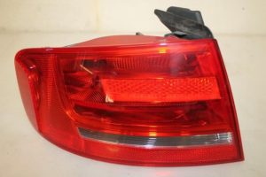 17794367 – 8K5945095D – Taillight, left