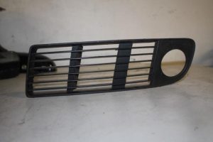 17824262 – 4B0807681R01C – Bumper Rooster