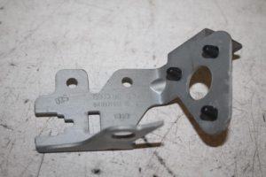 17807758 – 8K0971502AG – Steun (diversen)