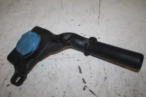 17814575 – 4M0955463 – Front windscreen washer reservoir