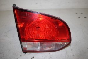 17816532 – 5K0945093G – Taillight, left