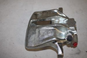 17804209 – 8E0615124A – Bremszange rechts vorne