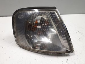 18823904 – 8L0953050 – Indicator, right