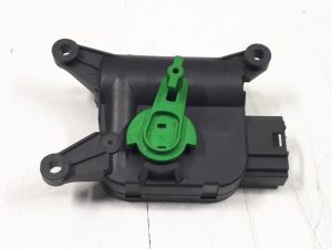 20999363 – 8E1820511B – Heater valve motor