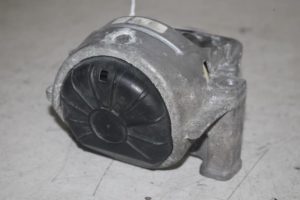 17808497 – 8K0199381JN – Engine mount
