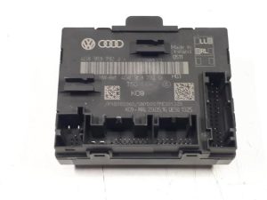 21204357 – 4G8959792J – Centrale Deurvergrendelings Module