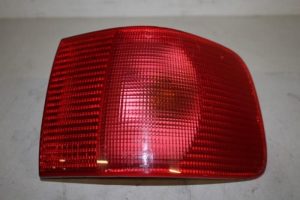 17818939 – 4A5945096B – Achterlicht rechts
