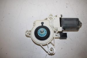 17829592 – 4K0959801 – Door window motor