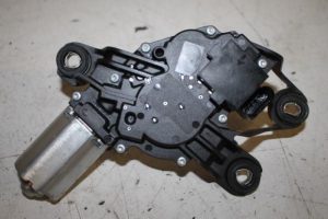 17816557 – 5K6955711B – Rear wiper motor
