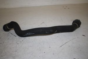 17811607 – 8K0121101M – Kühlerschlauch