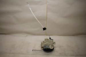 17796207 – 4F2837016B – Deurslot Mechaniek 4Deurs rechts-voor