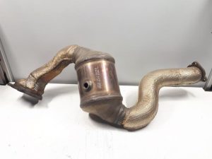 20999345 – 4G0254252L – Katalysator