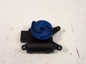18739250 – 8E1820511F – Heater valve motor