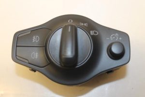 17795545 – 8K0941531BV10 – Licht Schalter