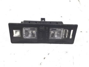 18978884 – 8W6943021A – Registration plate light
