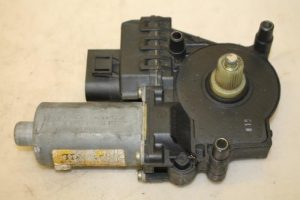 17796632 – 4B0959801B – Raammotor Portier