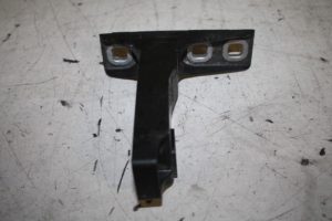 17815101 – 4M0807333 – Steun (diversen)