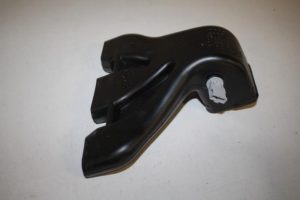 17817714 – 4M0819821C – Luchtgeleider