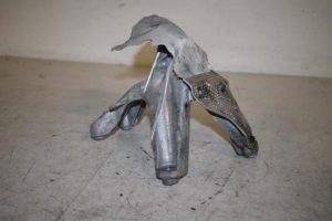 17807773 – 8K0199308BE – Motorsteun