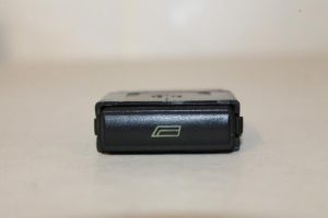 17786059 – 893959859A01C – Elektrisch Raam Schakelaar