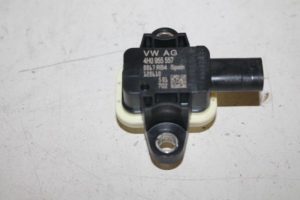 17803605 – 4H0955557 – Airbag Sensor