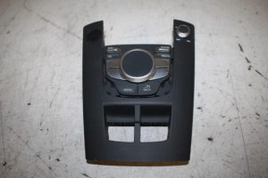 17814820 – 8V0919614L – Regelunit Multi Media