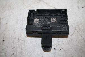 17814799 – 8W0959392H – Centrale Deurvergrendelings Module