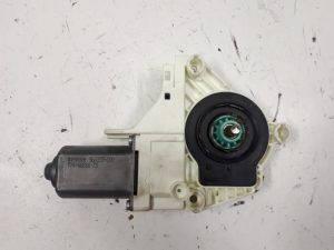 18924637 – 8K0959801A – Door window motor