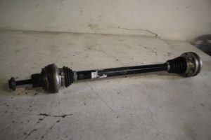 17825086 – 8R0501203C – Antriebswelle links hinten