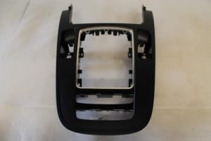 17793344 – 8K0864261FV10 – Middenconsoles