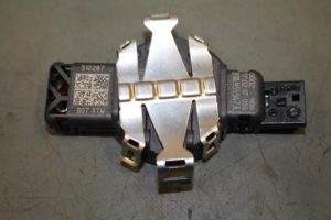 17820979 – 81A955547A – Light sensor