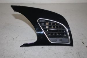 17811357 – 8T2820902KSZD – Luchtrooster Dashboard