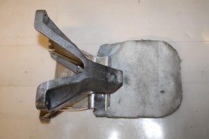 17794572 – 8K0199307BG – Motorsteun