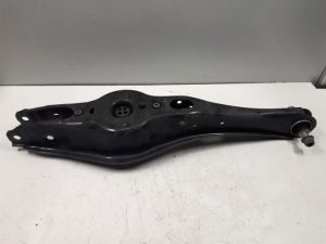 21886343 – 3Q0505311G – Draagarm onder links-achter