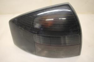 17796933 – 4B5945095B – Achterlicht links