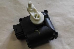 17788337 – 4F0820511A – Kachelklep Motor
