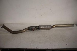 17808433 – 4H4253300H – Uitlaat Voordemper