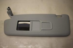 17797319 – 8U0857551HFT9 – Zonneklep