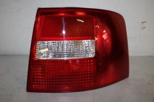 17812259 – 4B9945096F – Achterlicht rechts