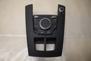 17798587 – 8V0919614P – Regelunit Multi Media