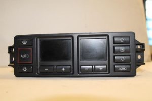 17787795 – 8L0820043MB98 – Climatronic Paneel