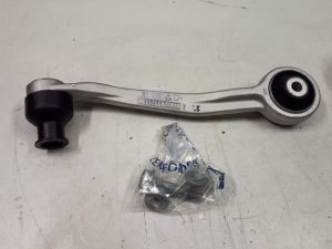 21393942 – 8K0407510P, 8K0407510B – Draagarm boven rechts-achter