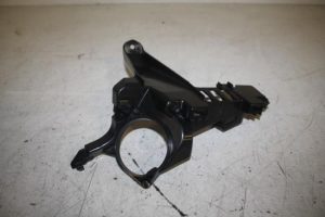 17808566 – 8W8867729A – Steun (diversen)