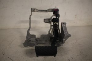 17816631 – 8R1721117 – Support (miscellaneous)