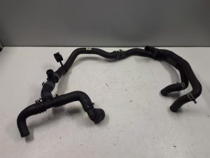 17827315 – 8K0121036F – Kühlerschlauch