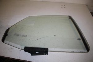 17809947 – 4D0845026C – Rear door window 4-door door, rear right